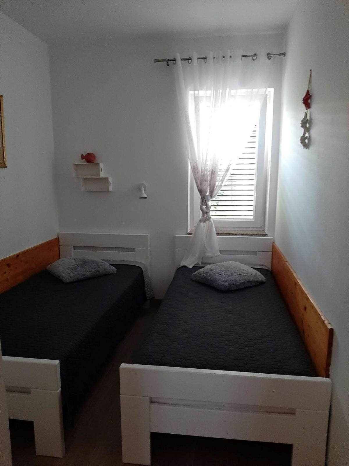 Apartmán Apartman Mima Porat  Exteriér fotografie