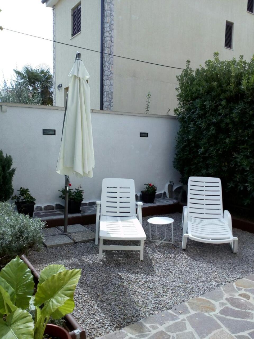 Apartmán Apartman Mima Porat  Exteriér fotografie