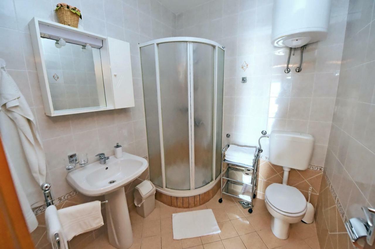 Apartmán Apartman Mima Porat  Exteriér fotografie